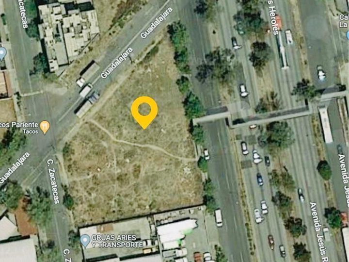 En Venta Terreno Comercial 1,950M2 en el Fracci. Valle Ceylán Tlalnepantla — fotografía 2